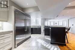 38 SUGARBUSH COURT | Vaughan Ontario | Slide Image Eight