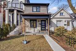 568 DELAWARE AVENUE N | Toronto Ontario | Slide Image Two