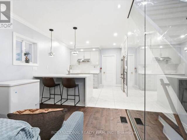 568 DELAWARE AVENUE N Toronto Ontario, M6H 2V2 - 5 Bedrooms Home For Sale