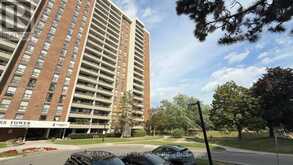 1807 - 4 KINGS CROSS ROAD | Brampton Ontario | Slide Image Four