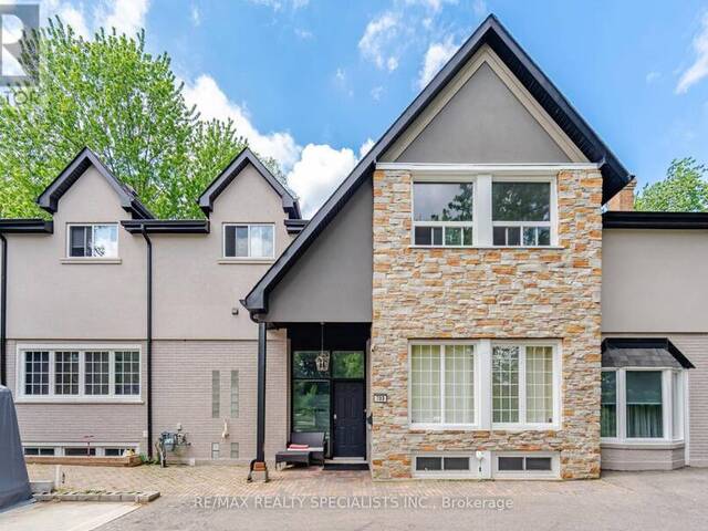 709 QUEENSWAY W Mississauga Ontario, L5C 1A7 - 10 Bedrooms Home For Sale