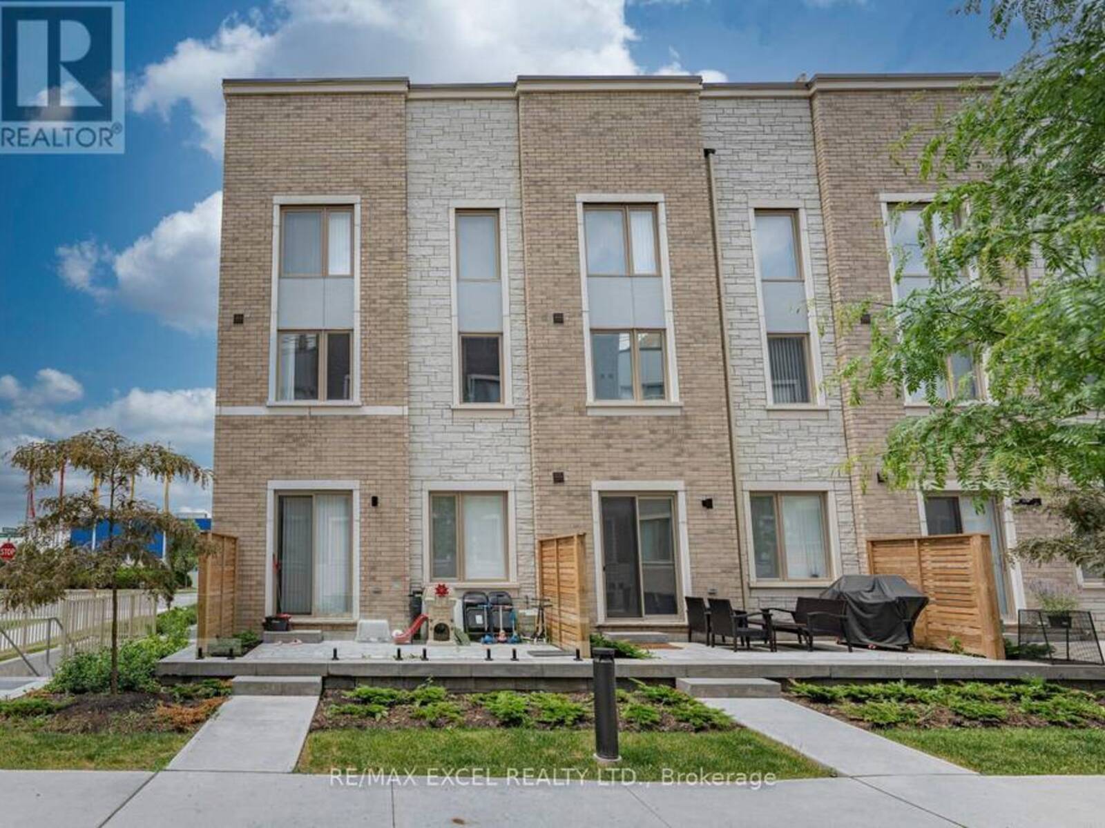 3 MABLE SMITH WAY, Vaughan, Ontario L4K 0N7