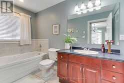 24 - 19 NAPA RIDGE NW | New Tecumseth Ontario | Slide Image Thirty-five