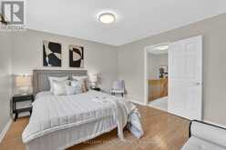 120 WOODROOF CRESCENT | Aurora Ontario | Slide Image Thirty