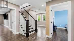 165 LAKE DRIVE E | Georgina Ontario | Slide Image Thirty-one
