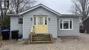 1125 SHORE ACRES DRIVE | Innisfil Ontario | Slide Image Two