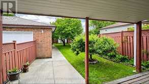 610 MCROBERTS AVENUE | Toronto Ontario | Slide Image Thirty-nine