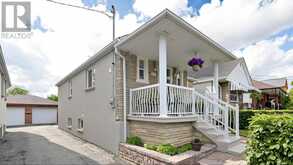 610 MCROBERTS AVENUE | Toronto Ontario | Slide Image Five