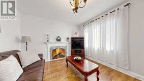 610 MCROBERTS AVENUE | Toronto Ontario | Slide Image Thirteen