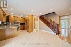 32 ALBERT ROFFEY CRESCENT | Markham Ontario | Slide Image Ten