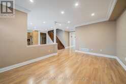 32 ALBERT ROFFEY CRESCENT | Markham Ontario | Slide Image Thirteen