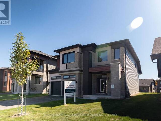 3031 SANDY ACRES AVENUE Severn Ontario, L3V 0Y4 - 4 Bedrooms Waterfront Home For sale