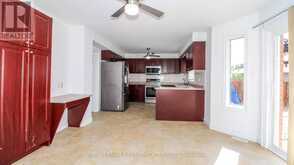 165 SPROULE DRIVE | Barrie Ontario | Slide Image Fifteen