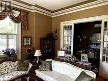 220 HIBERNIA STREET | Stratford Ontario | Slide Image Ten