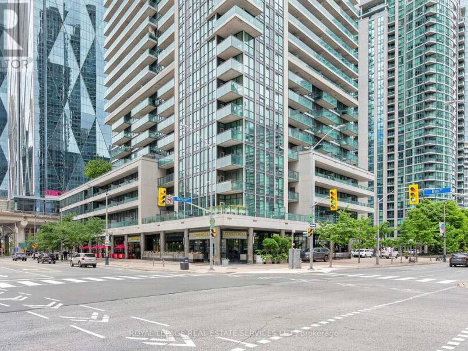 1204 - 18 HARBOUR STREET, Toronto, Ontario M5J 2Z6