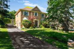 33 FALLING BROOK DRIVE | Barrie Ontario | Slide Image One
