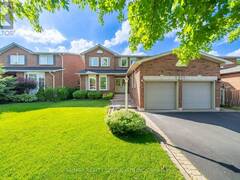 1311 GREENRIDGE CIRCLE Oakville Ontario, L6M 2J8