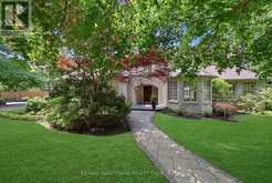 437 CAIRNCROFT ROAD | Oakville Ontario | Slide Image One