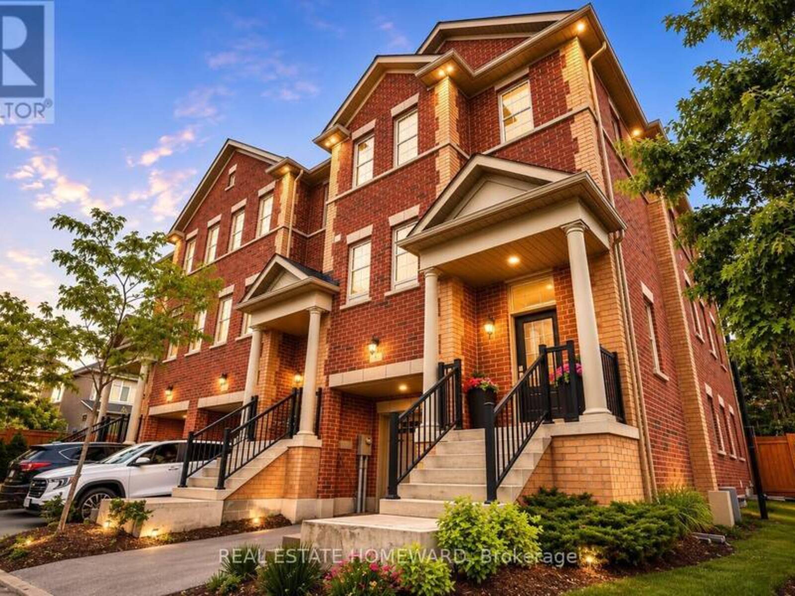 1 SAINT JULIEN COURT, Vaughan, Ontario L6A 5B2