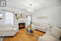 62 LOST POND CRESCENT | Whitchurch-Stouffville Ontario | Slide Image Eleven