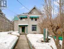 12 GIBSON STREET | Parry Sound Ontario | Slide Image One