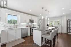 21324 MCCOWAN ROAD | East Gwillimbury Ontario | Slide Image Twenty-two