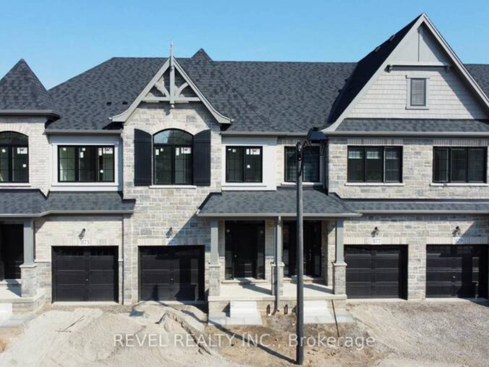 3175 MAPLEHILL DRIVE, Burlington, Ontario L7N 2W3