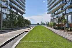 918 - 29 QUEENS QUAY E | Toronto Ontario | Slide Image Sixteen
