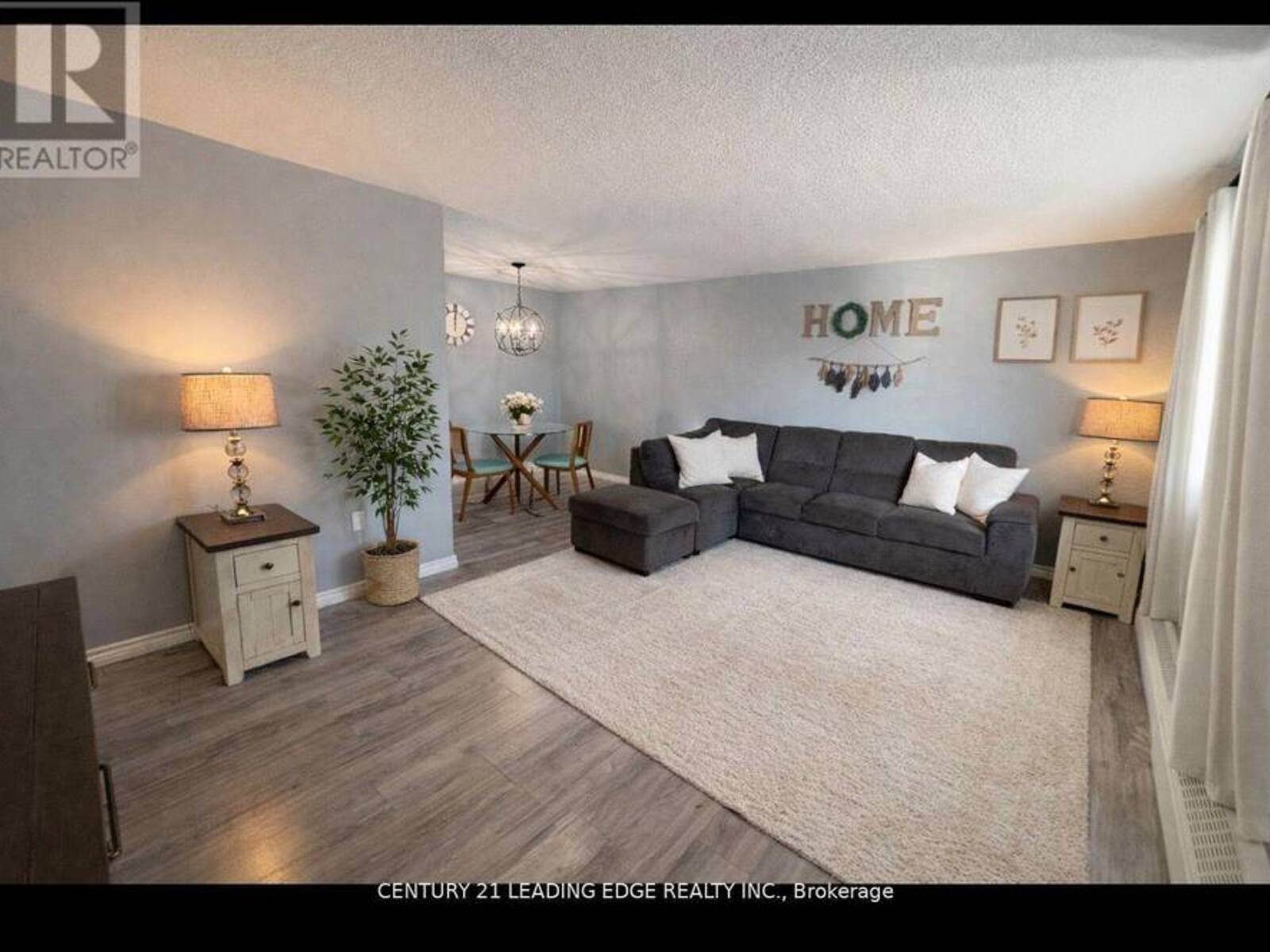 209 - 936 GLEN STREET S, Oshawa, Ontario L1J 5Z7