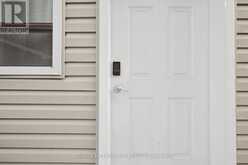 719 KNOX AVENUE | Hamilton Ontario | Slide Image Eight