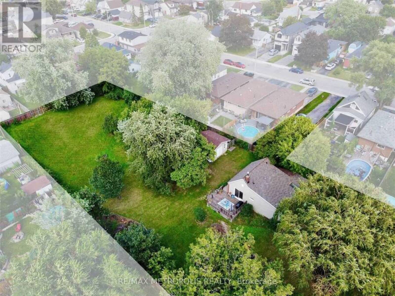 719 KNOX AVENUE, Hamilton, Ontario L8H 6K7