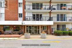 410 - 8591 RIVERSIDE DRIVE E | Windsor Ontario | Slide Image Five