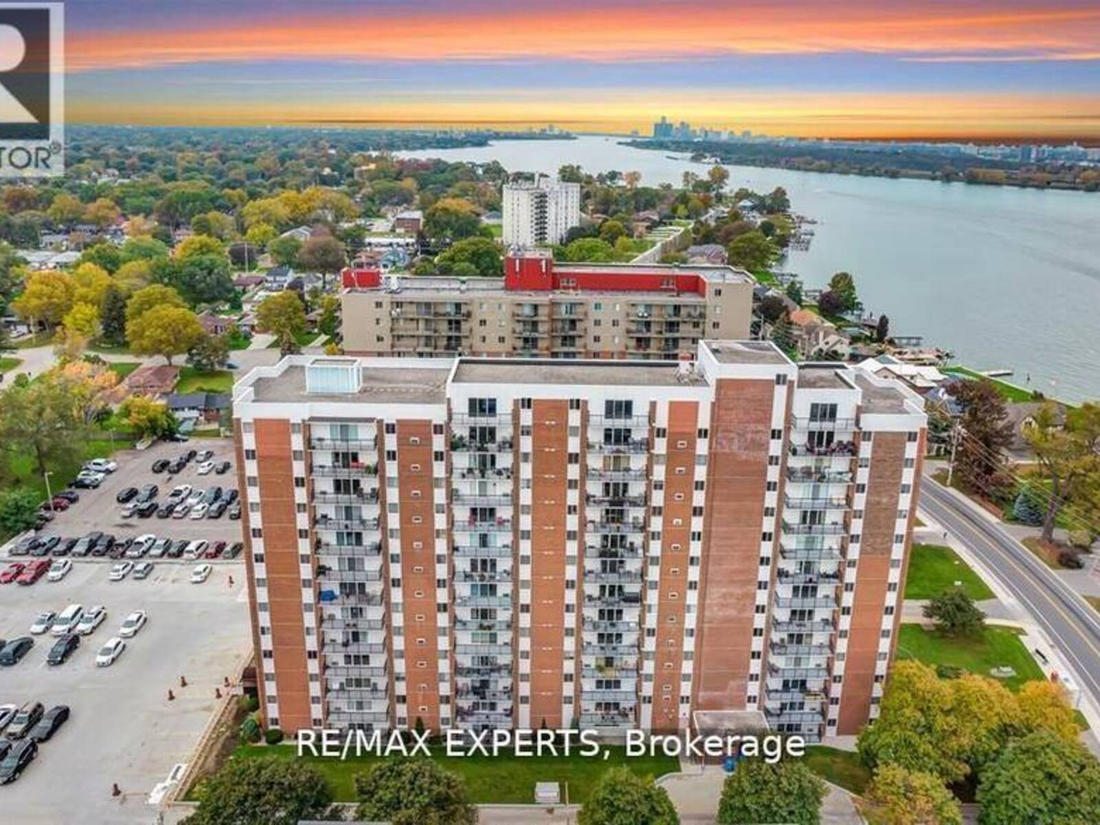 410 - 8591 RIVERSIDE DRIVE E, Windsor, Ontario N8S 1G3