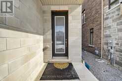 20 RAVENBURY STREET N | Brampton Ontario | Slide Image Four