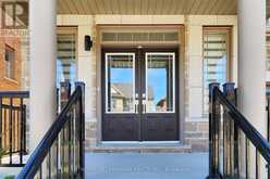 62 FRANK KELLY DRIVE | East Gwillimbury Ontario | Slide Image Two
