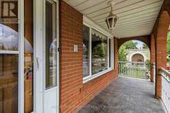 17 HARRIS CRESCENT | Vaughan Ontario | Slide Image Five