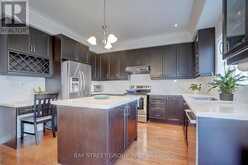 90 GABLE AVENUE | Markham Ontario | Slide Image Thirteen