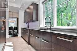 262 MAPLE GROVE DRIVE | Oakville Ontario | Slide Image Thirteen