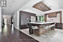 262 MAPLE GROVE DRIVE | Oakville Ontario | Slide Image Nine