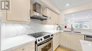 70 SANCTUARY WAY | Markham Ontario | Slide Image Ten