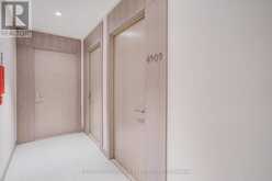 4909 - 125 BLUE JAYS WAY | Toronto Ontario | Slide Image Nine