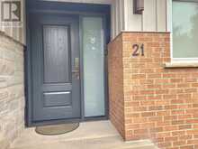 21 HEDA COURT | Whitby Ontario | Slide Image Two