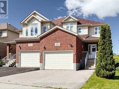 205 HUCK CRESCENT Kitchener Ontario, N2N 0A3