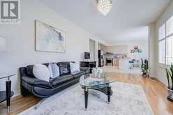 5 BONHEUR ROAD | Markham Ontario | Slide Image Seventeen