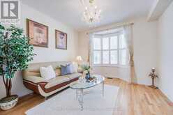 5 BONHEUR ROAD | Markham Ontario | Slide Image Seven