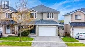 435 SIMCOE STREET | Bradford West Gwillimbury Ontario | Slide Image Three