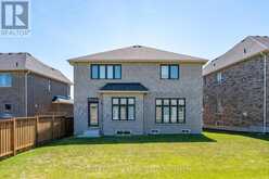 5 AINSLIE HILL CRESCENT | Georgina Ontario | Slide Image Seven