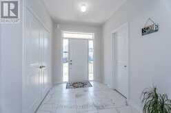 5 AINSLIE HILL CRESCENT | Georgina Ontario | Slide Image Eight