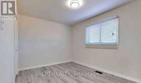 7 CHAMPLAIN BOULEVARD | Lindsay Ontario | Slide Image Four
