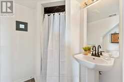 90 MAGPIE WAY | Whitby Ontario | Slide Image Nine